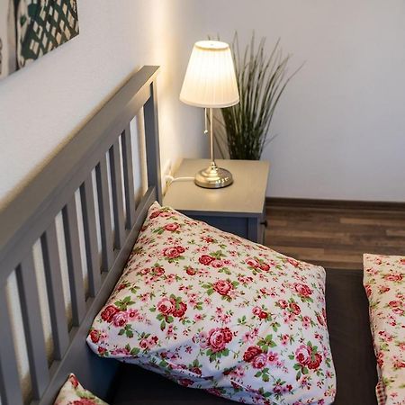 Ruhige Ferienwohnung mit Panoramablick Ingoldingen Exterior foto